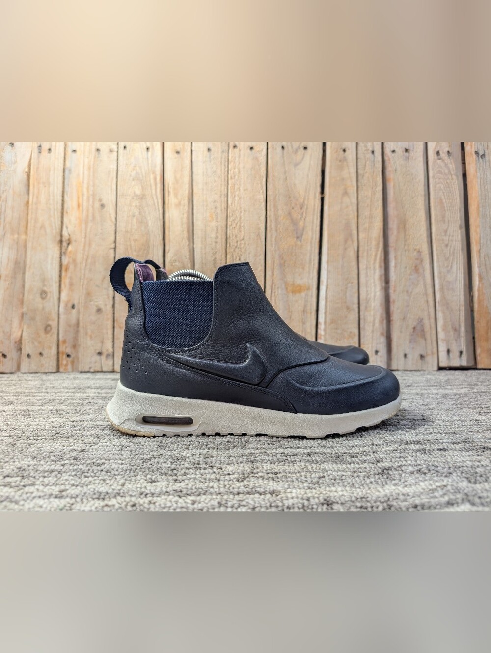 Women's Nike Air Max Thea Mid in Navy Size 7 Women